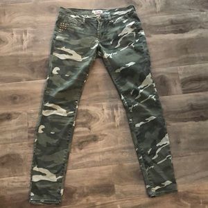 Mudd Camo Pants
